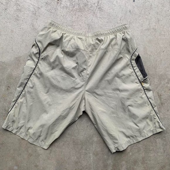 Y2K NIKE MESH-LINED MULTI-POCKET ATHLETIC SWIM SWIM TRUNKS ADDULT XL - Picture 3 of 4